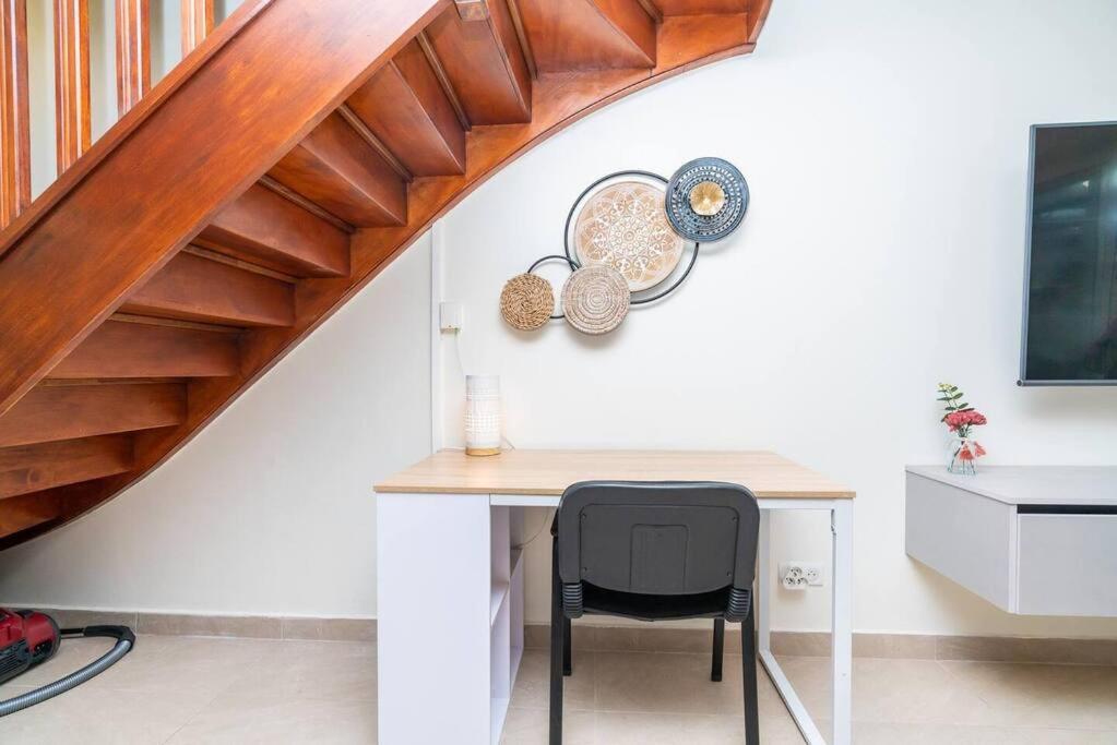 Heitea Lodge - 6 Min Airport, Wifi, Ac & Parking Папеете Екстериор снимка